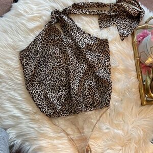 Abercrombie & Fitch A&F Leopard Print Satin Halter Top Bodysuit Sz S